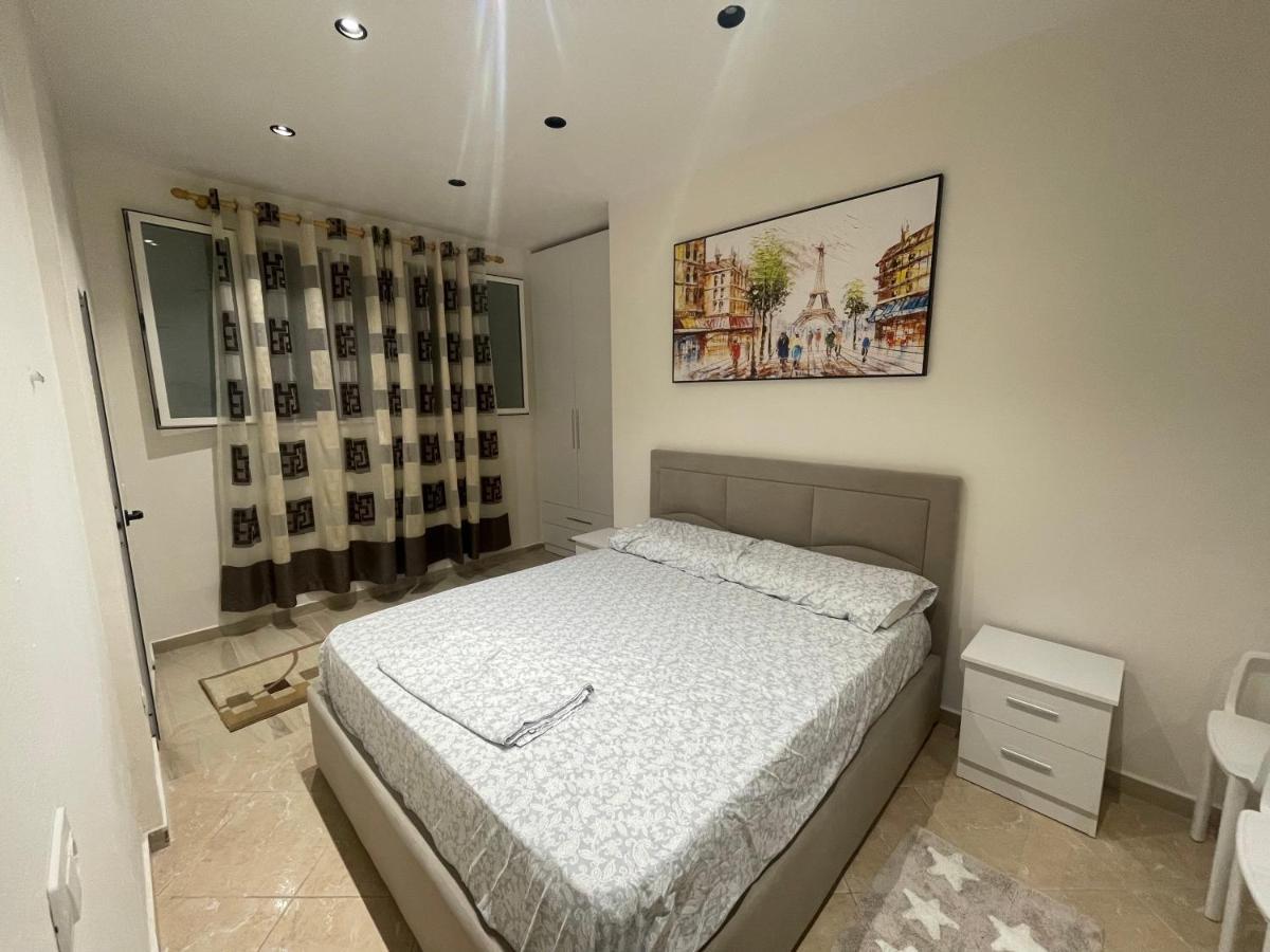 Apartment Rea House Durrës